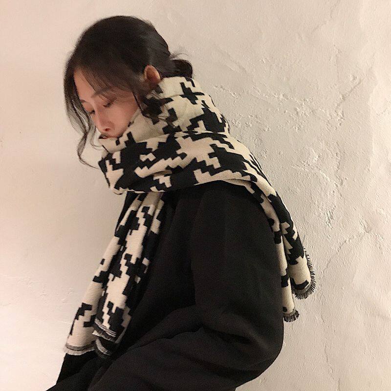 ins fashion wild autumn and winter Korean version of the big bird plaid scarf Women warm thickened shawl imitation cashmere scarf