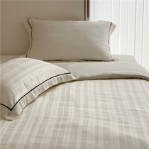 Advanced minimalist Guido womens wind 60 Sky Silk Four Pieces Summer White Parquet Collision Color Modern Wind Bed Accessories