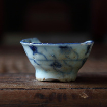 The Qing dynasty blue-and-white cup can jian ancient small cup broken cup gold Shan with blue and white jiu zhong glass