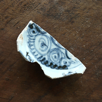 Mid-Ming Dynasty Hongzhi Zhengde Blue and White Flower Pattern Bowl Bottom Old Porcelain Sheet Specimen Sample Ancient Porcelain Sheet Blue and White Porcelain Sheet
