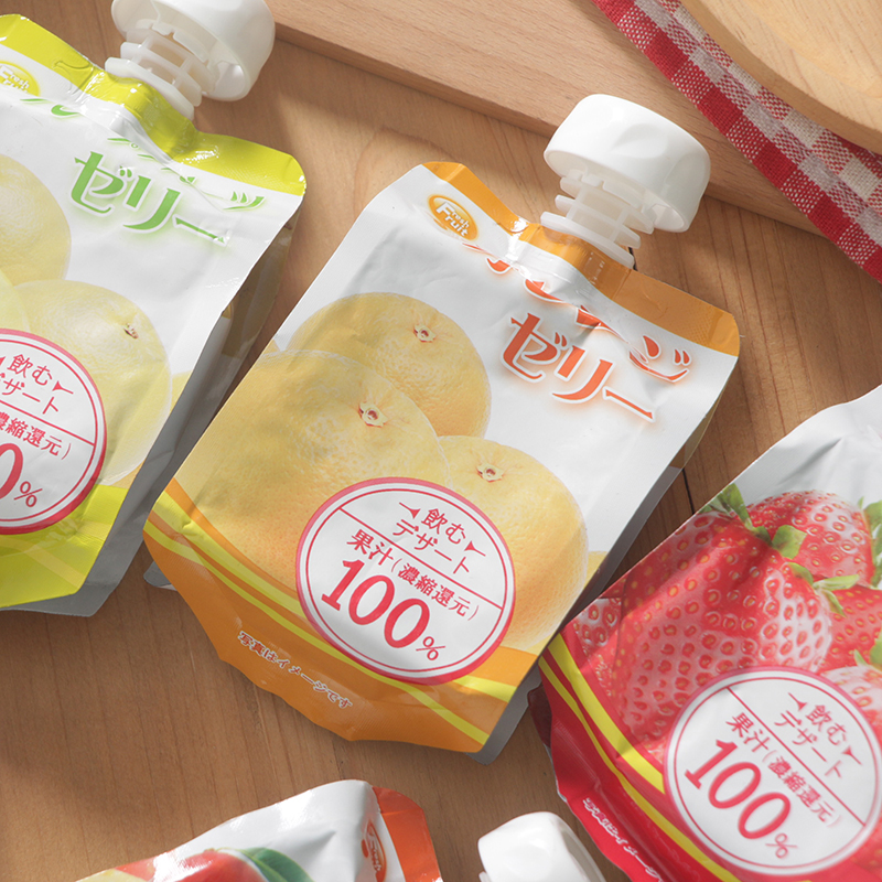 Export Japanese snack Star Ugotaro 0 card concentrated juice jelly can absorb fruit flavor suck children's jelly