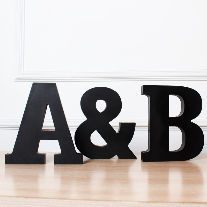 (Gallery Swallow) DIY creative letter pendulum pieces large wooden English home Decorative Sample-like room Filmed Props