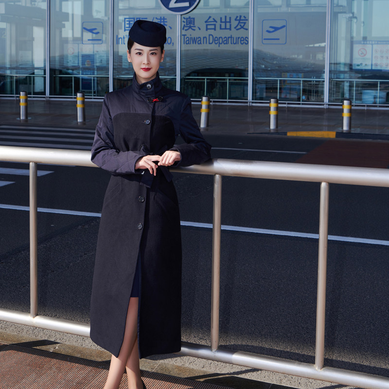 The flight attendant of the Chinadong Airlines and the long cashmere coat Lieutenant Oriental Airlines in 2021