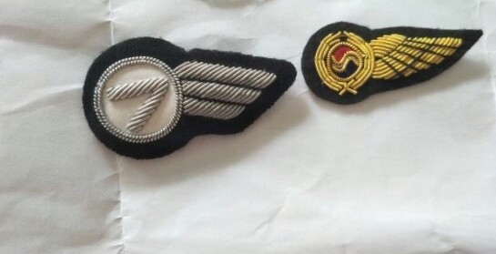 Korean Air new genuine Korean Air stewardess flight attendant badge Air badge uniform for use