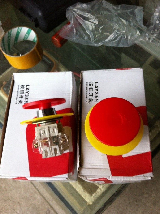 (Jiangyin Price Butcher) Authorized Grade 1 Acting Deforce West LAY3-11M 2 Button Switch Big Mushroom Head