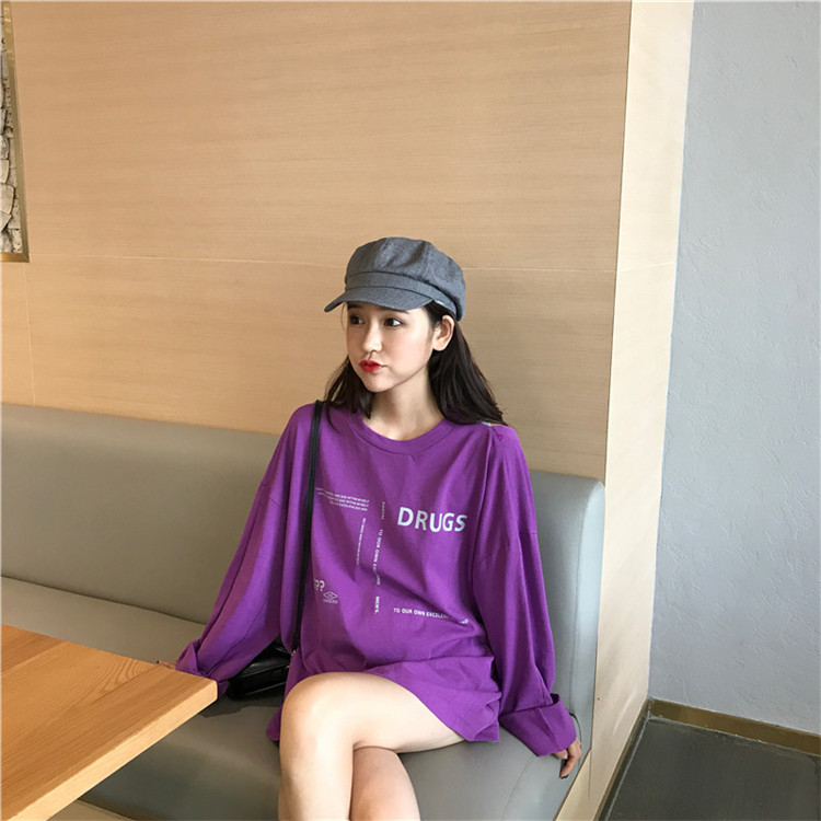 VK旗艦店 韓系顯瘦露背字母印花長袖上衣