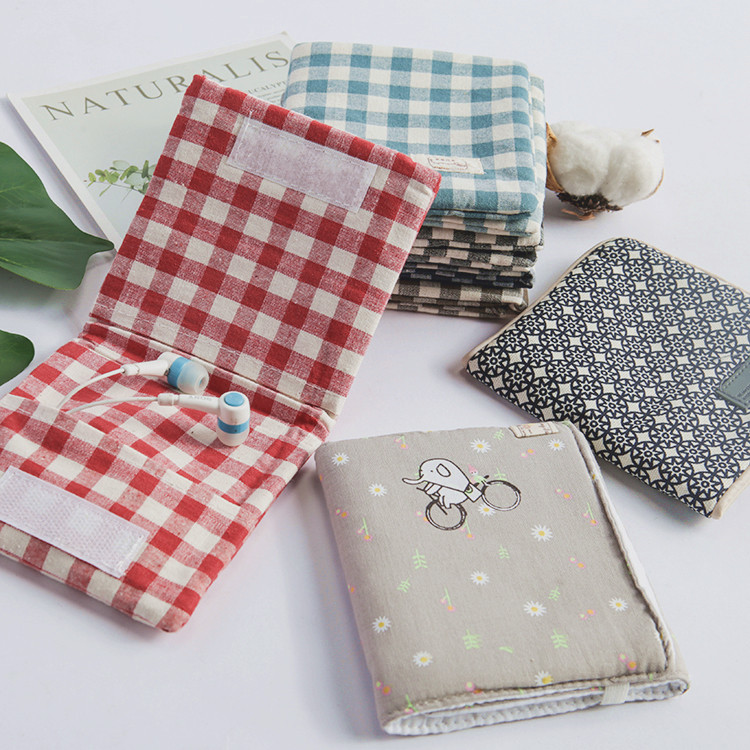 D12 Hypervalue original DAN Small Multi - functional Cotton with Tamper Pack Change Wallet Headphone Pack Pack