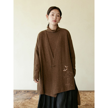 Shanyan Jixiang Yu'er Original Consumption Cow Velvet Imported Wool Pine Crane Embroidered Knitted Asymmetric Cardigan Coat