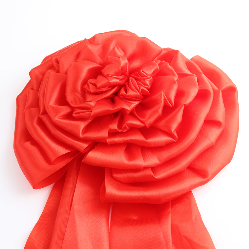 Recognition of the big red flower year-end general meeting wearing ceremonial plane flower ball wedding gift cart Great red flower Glorious Chest Flower Award Model