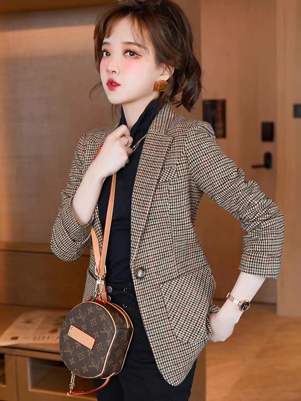 Retro Style High-End Plaid Women's Blazer 2026 Autumn and Winter Korean Style Casual Houndstooth Autumn and Winter Suit Retro Style High-End Plaid Women's Blazer 2026 Autumn and Winter Korean Style Casual Houndstooth Autumn and Winter Suit