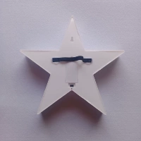 Большой, белый, на резинке