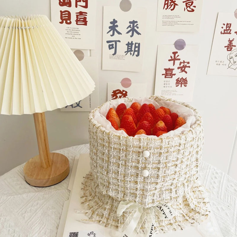 Net Red Little Fragrant Wind Bouquet Cake Decoration Valentine's Day Light Lavish Bouquets Lace Goddess Birthday Baking Dress 