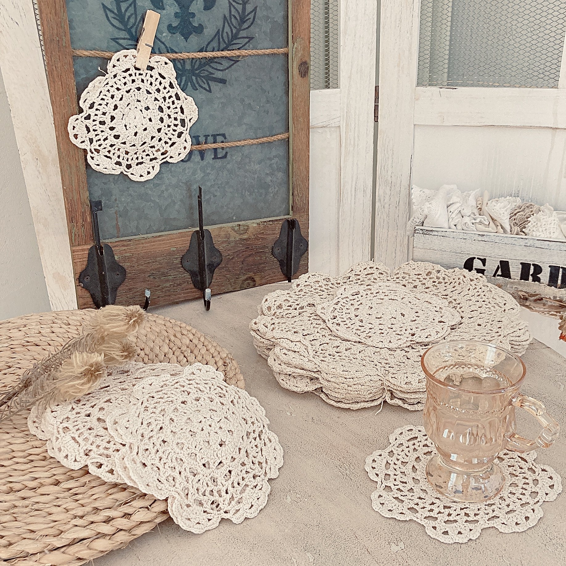 Eurostyle high-end handmade fine line crochet tray cushion table heat insulation cushion home disc Dish Cushion Cup Mat heatproof High temperature