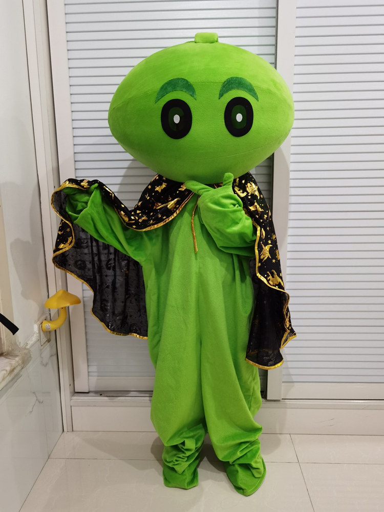 Plants vs Zombies Frozen Watermelon Pitcher Cartoon Doll Halloween cos props show crack doll costume