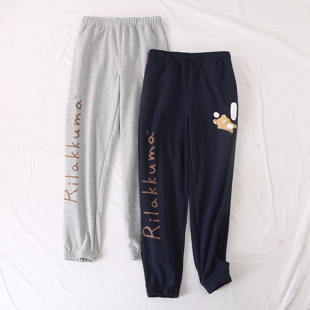 Elastic waisted bear print ankle-length sweatpants