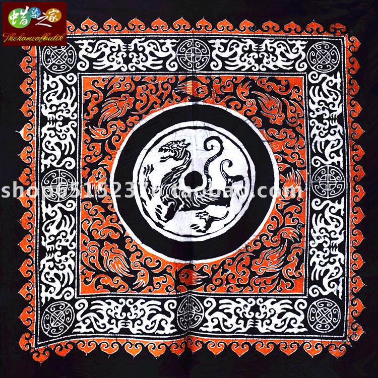 Batik table cloth Miao ethnic batik wax dyeing and painting wall-mounted tablecloth tablecloth tablecloth white tiger 115 * 115CM