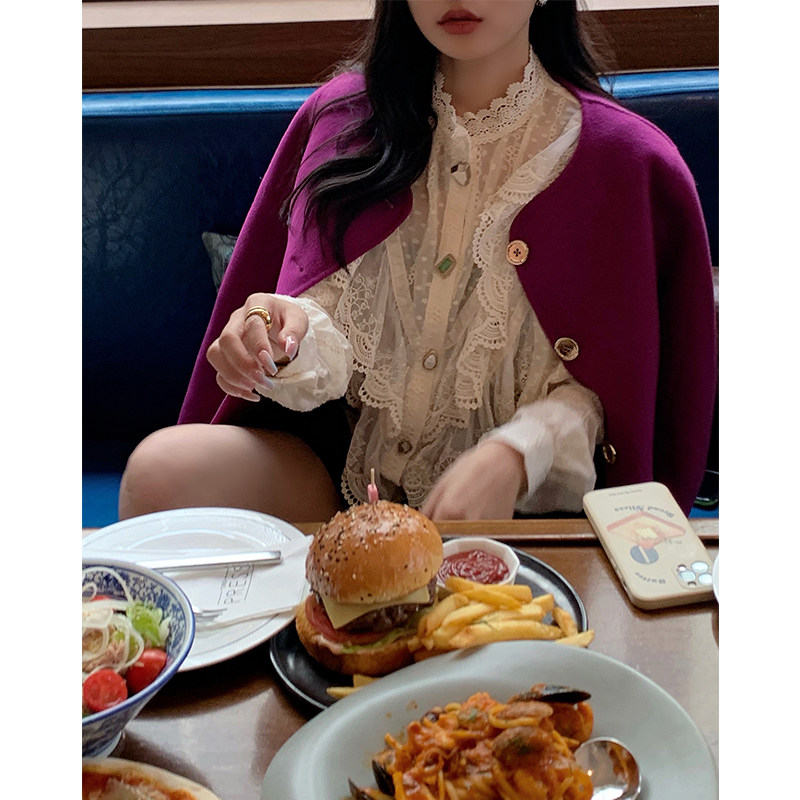 NORA lace shirt female design sense niche 2022 spring and autumn retro French court style chic long sleeve top