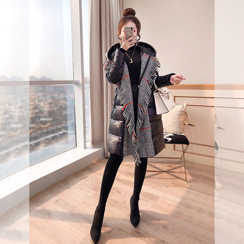 Black jacket thickened mid-length version of niche design women's wear 2022 new winter Korean style down jacket