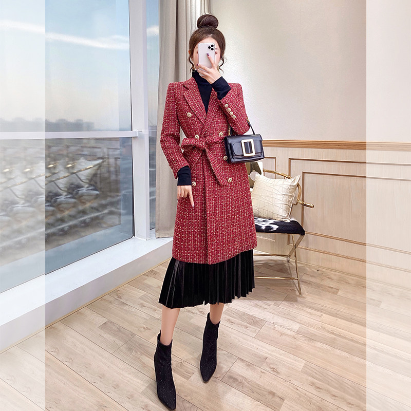 Woolen coat windbreaker 2022 new women's winter plaid mid-length version temperament plaid red suit coat