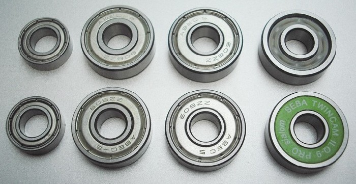In-line skates, skates, skates, wheel bearings, children's shoes 608ZZ bearings 22*7 * 8mm