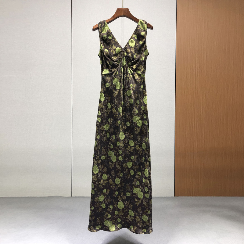 Now Nanyou High Goods # Elegant V-Neck Dress for Women, Summer European Style New Rayon Printed Long Dress 84B33