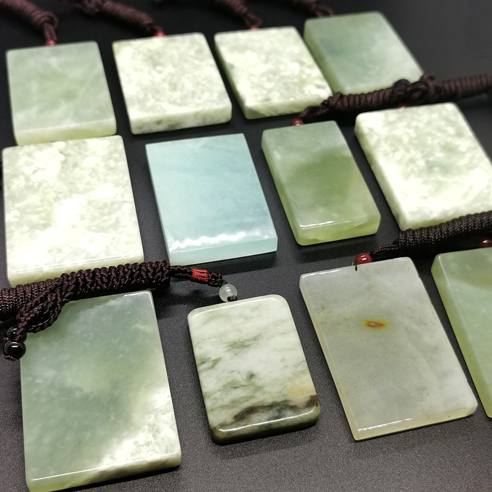 天然岫玉平安無事牌非和田翡翠吊墜掛件中國四大名玉可當手把玉牌