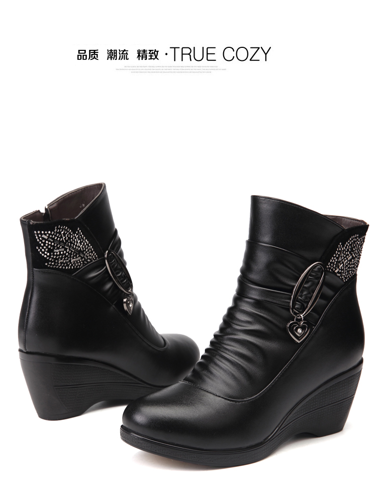 妈妈鞋冬季真皮坡跟短靴中老年女士棉皮鞋棉靴