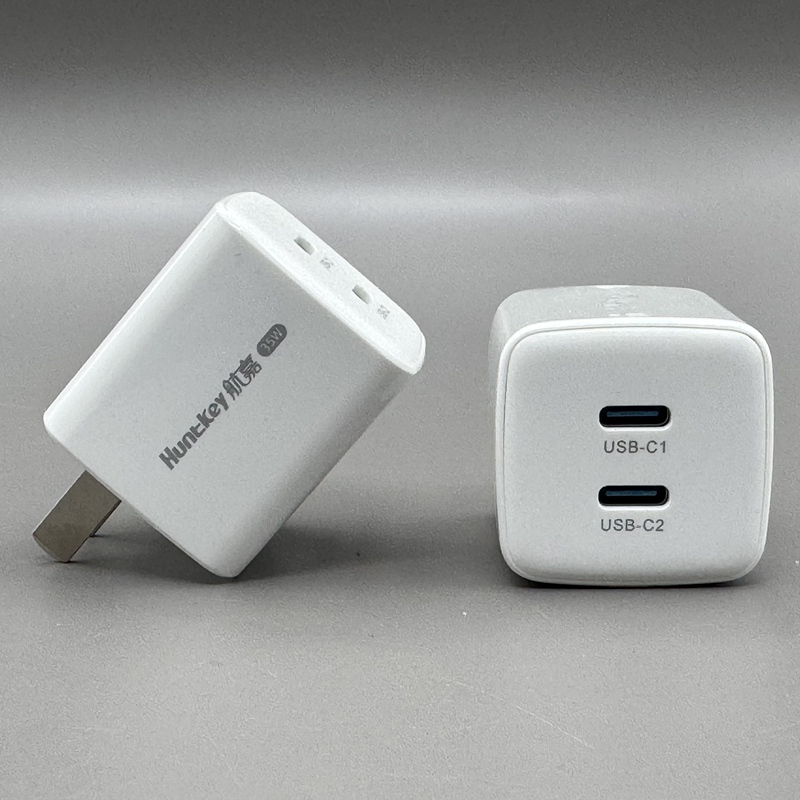 Huntkey Original Dual-C Port 35W Gallium Nitride Pd Fast Charger Supports Ufcs/Pps/Scp Protocol, Suitable for Iphone16Pro/15/ iPad /Samsung S22/S21 Xiaomi Huawei Huntkey Original Dual-C Port 35W Gallium Nitride Pd Fast Charger Supports Ufcs/Pps/Scp Protocol, Suitable for Iphone16Pro/15/ iPad /Samsung S22/S21 Xiaomi Huawei