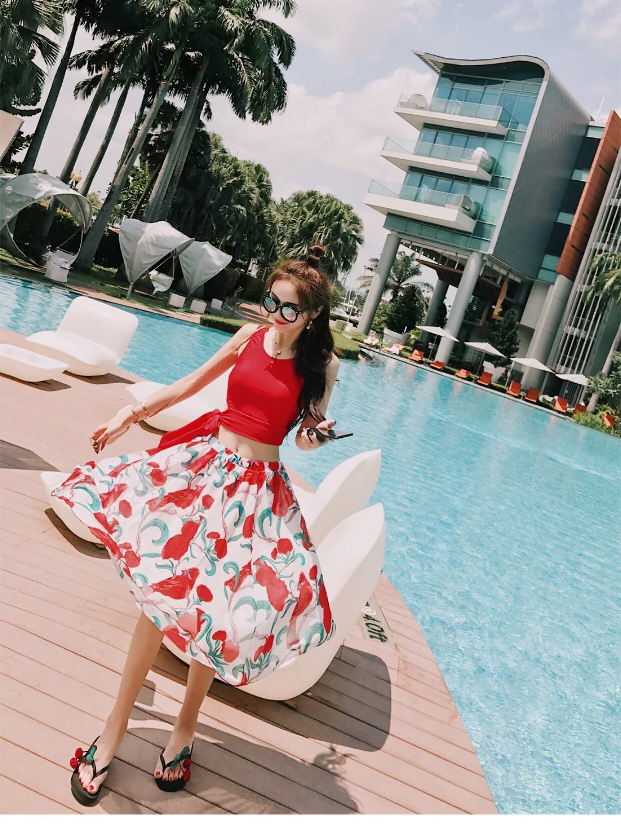 Áo tắm nữ 2018 mới hot xuân ba mảnh nước hoa nhỏ bảo thủ tách ngực nhỏ tụ tập váy dài hàn quốc áo hai mảnh