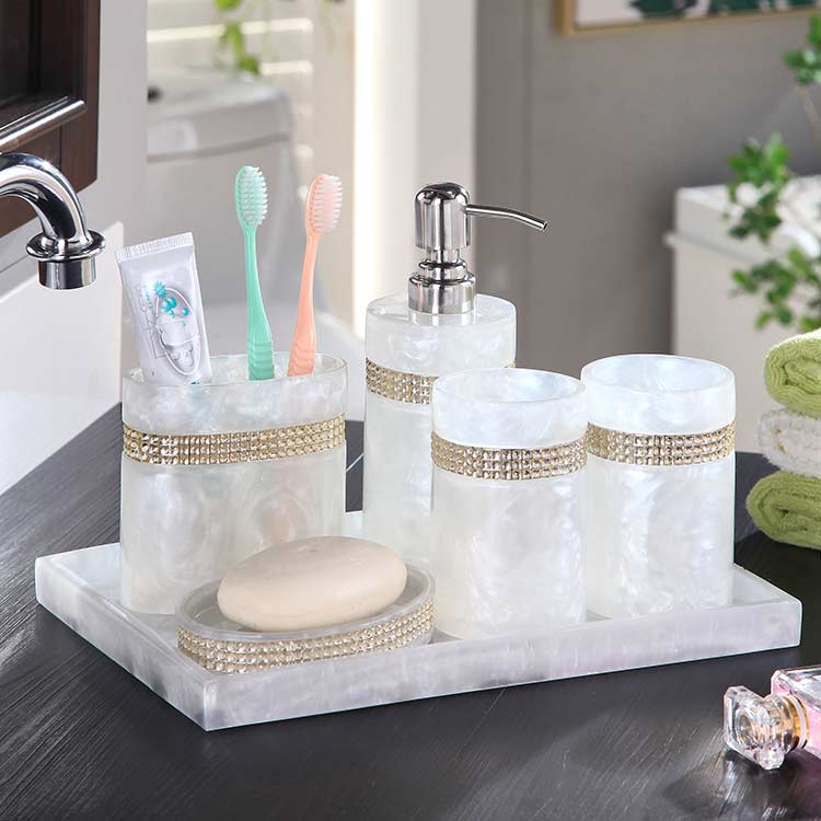 Bathroom with five sets of sets European style washing suit Makeup Room Bath supplies Toiletries cup Toothbrushing Cup Toothbrush Cup