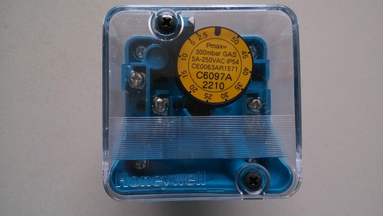 Honeywell Honeywell C6097A Series Pressure Switch C6097A0110 C6097A0210