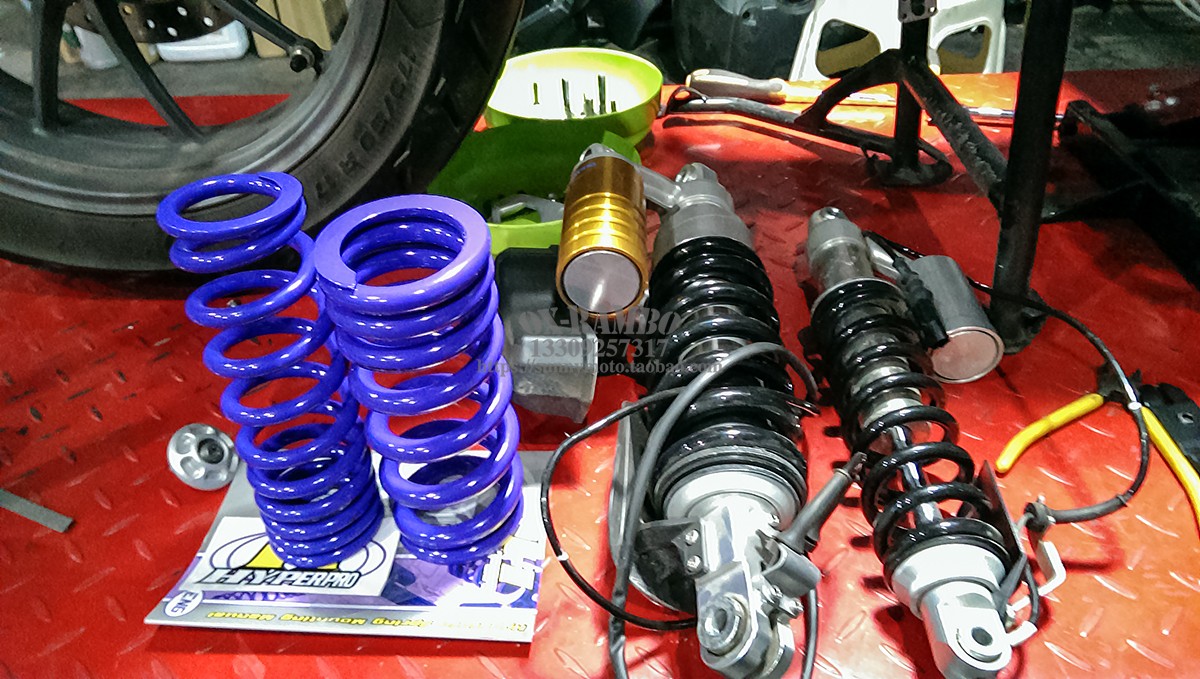 The HYPERPRO sea boldness progressive spring suitable for the BMWBMW Waterfowl R1200 1250GS ADV retrofit