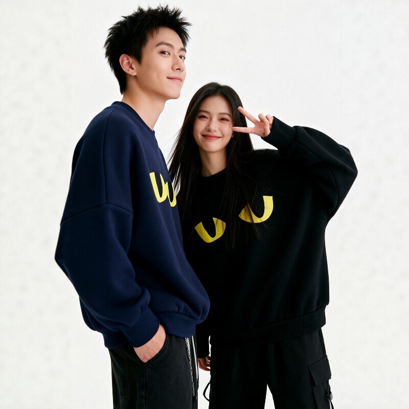Trendy Brand Cat-Eye Fleece-Lined Waterproof Ski Jacket for Men and Women, Loose Round-Neck Sweatshirt, Couple's Street Casual Oversized Thick Coat Trendy Brand Cat-Eye Fleece-Lined Waterproof Ski Jacket for Men and Women, Loose Round-Neck Sweatshirt, Couple's Street Casual Oversized Thick Coat