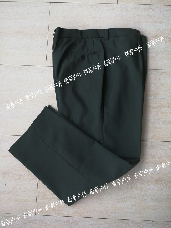 Pine branches green A section of the summer pants