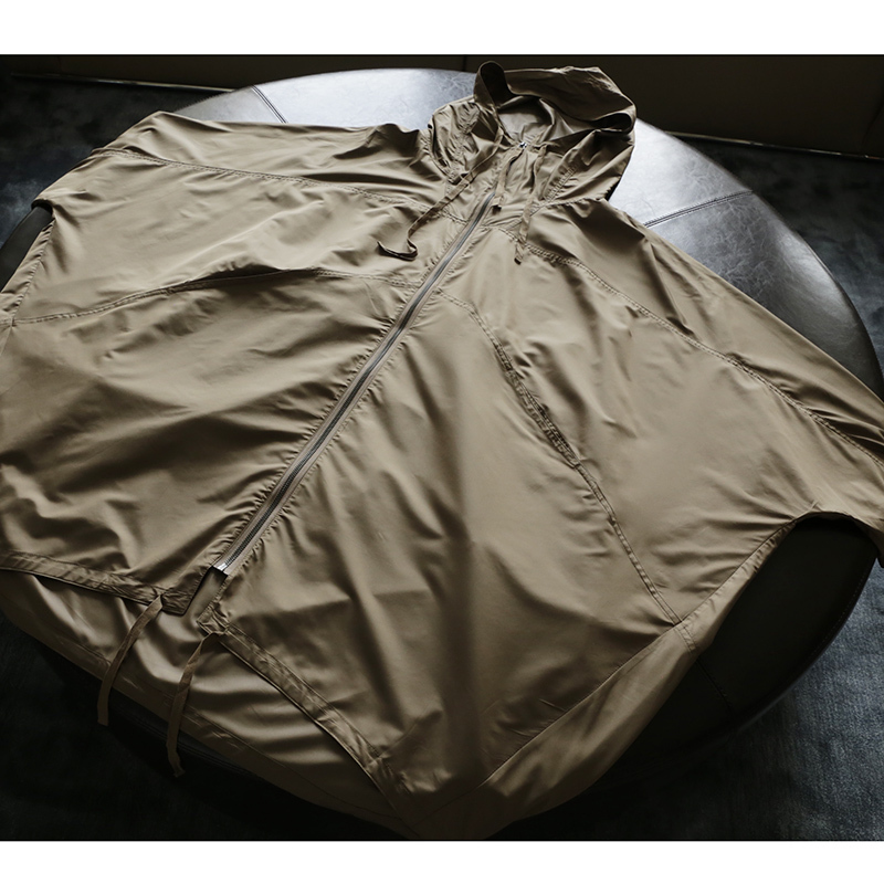 ins Trendy Design Batwing Sleeve Sun Protection Jacket with Hood, Mid-Length Trench Coat, Lightweight and Breathable, Loose Fit for Plus Size Women