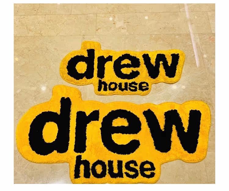 ковер 潮物woo drew house  logo rug 贾斯丁比伯快闪限定居家字母地毯