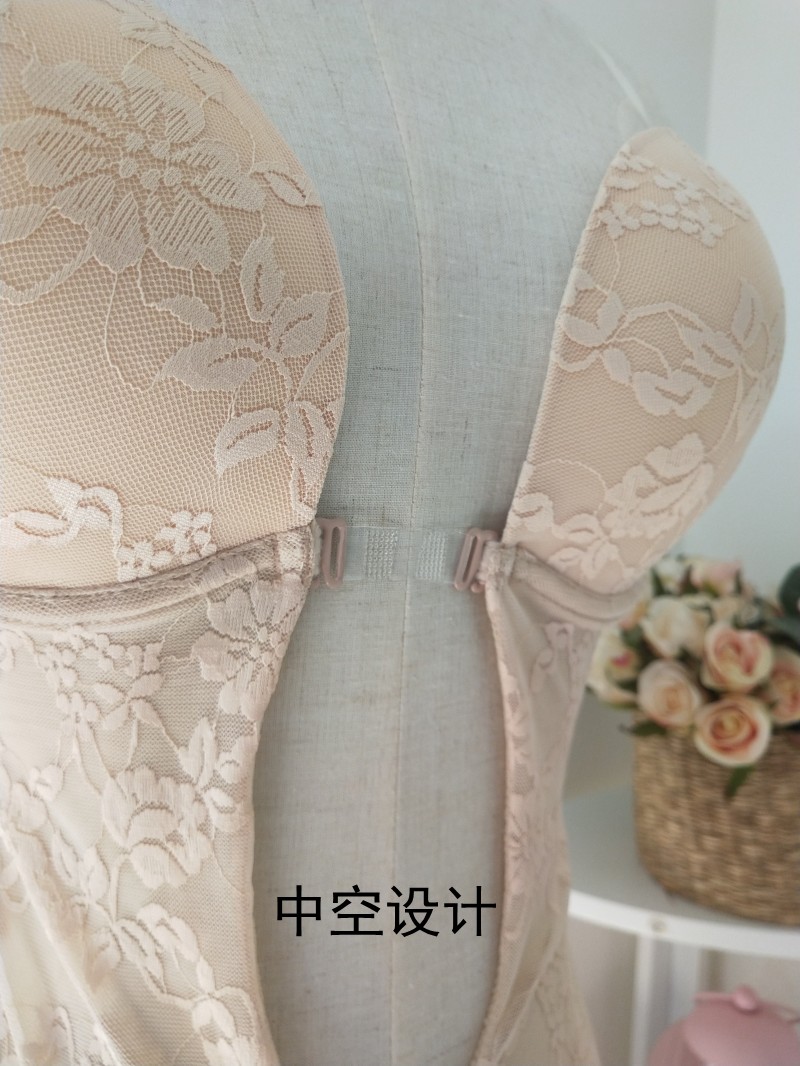 Ren lớn ngực mỏng cup áo cưới đồ lót ngực thấp ngực rỗng áo ngực vô hình vẻ đẹp trở lại gợi cảm đồ lót một mảnh nội y cao cấp
