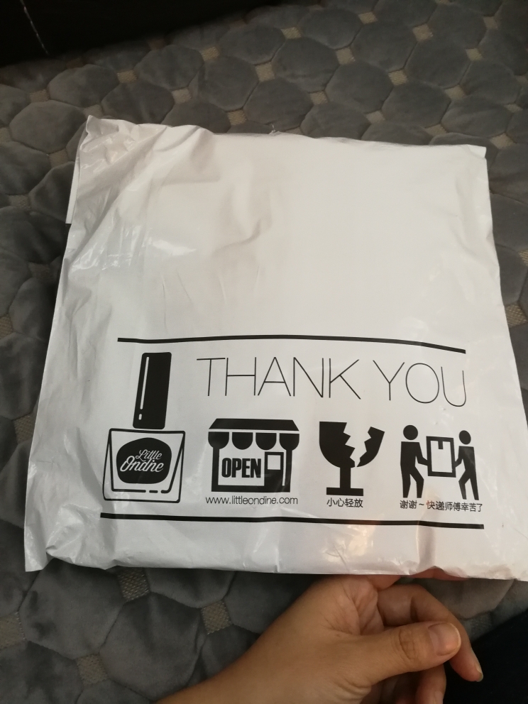 小奥汀姨妈色健康指甲油质量怎么样是品牌吗，两大爆款使用效果评测,第2张