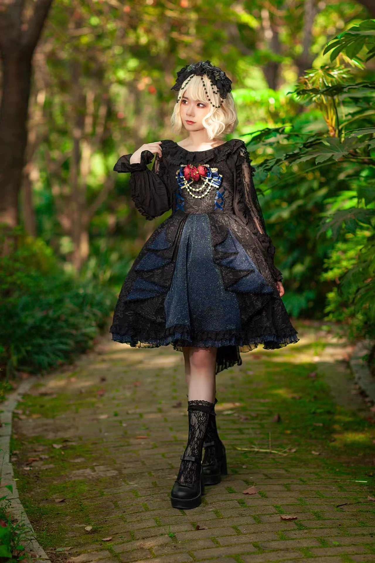 [Infanta.婴梵塔Lolita歌咏者JSK黑白双色罗莉塔纯色正腰连身裙]