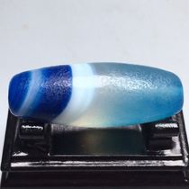 Natural silk wrapped old agate size 40 9x15 3mm material agate chalcedony antique old objects