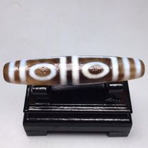 Tibetan high oil coated four-eyed horseshoe pattern weathered old dzi beads size 58 3x12 6mm material old object