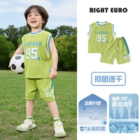 Трава зеленая