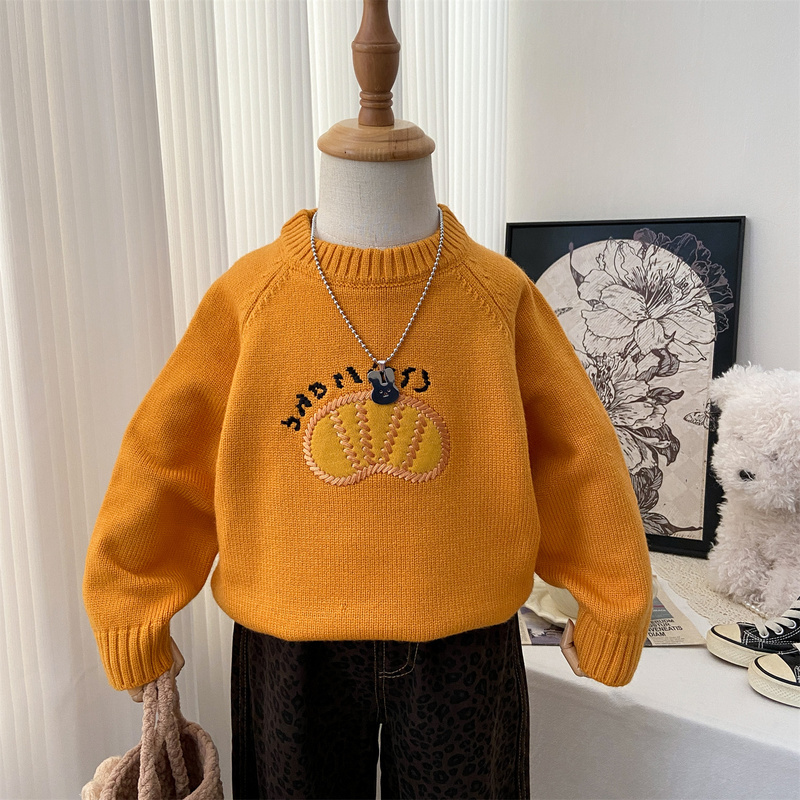 Girls' Stylish Sweater for Autumn and Winter, Round-Neck Knitwear, Fashionable Pumpkin Top for Babies, Warm Inner Wear or Outerwear