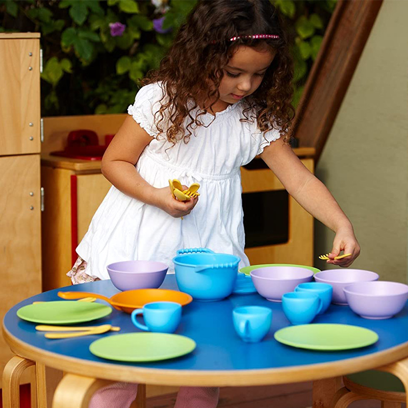 American Green Toys tableware set for children pretending to be home wine simulation kitchen living room eating tools afternoon tea