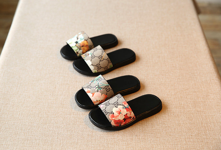 Pantoufles enfants en autre pour été - semelle caoutchouc - Ref 987218 Image 7