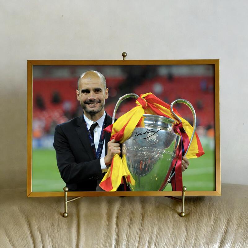 Josep Guardiola Signed Photo # 1 Photo Frame Included Josep Guardiola Signed Photo # 1 Photo Frame Included