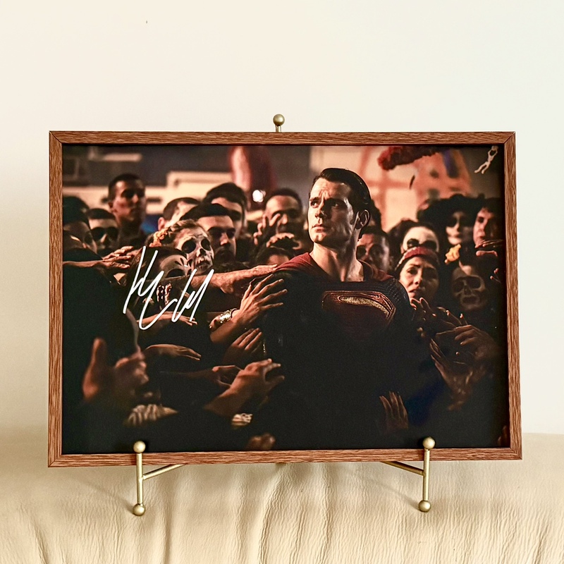 Superman Henry Cavill Henry Cavill Signature Photo with Photo Frame Superman Henry Cavill Henry Cavill Signature Photo with Photo Frame