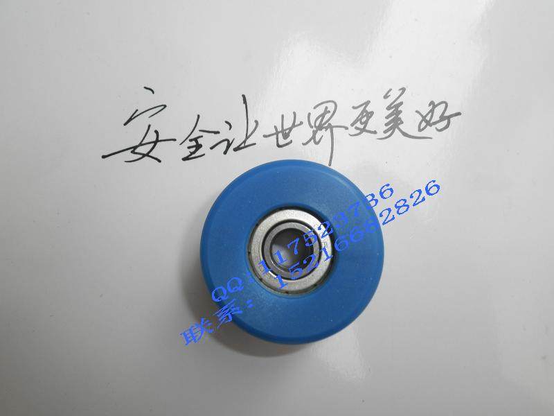 Automatic door hanging wheel guide pulley