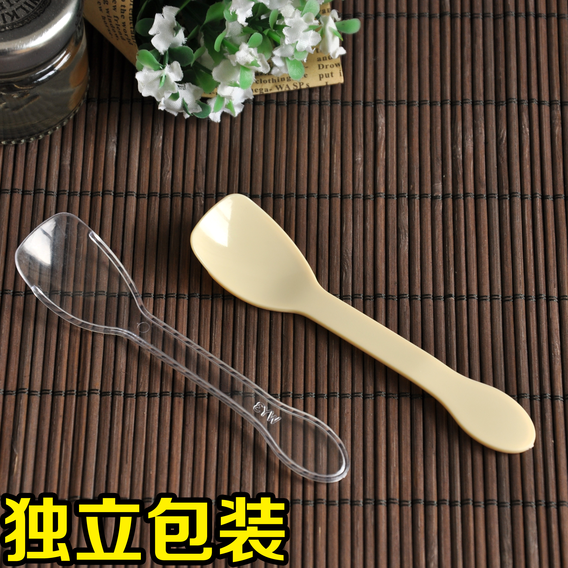 Disposable spoon Plastic ice cream spoon Cake yogurt spoon Ice cream spoon Jelly pudding dessert spoon packaged separately