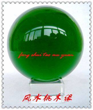 Green crystal ball wind water polo swing piece 6-15 cm home living room office Living room Decorative Shop Opening Furnishing-Taobao